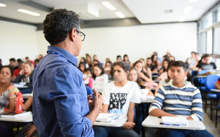 Prouni oferta 471,3 mil bolsas para o 2º semestre de 2026