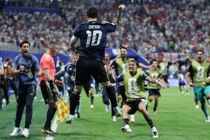Copa do Mundo 2026: Argentina vence Inglaterra e vai para final contra Espanha em busca do tetracampeonato
