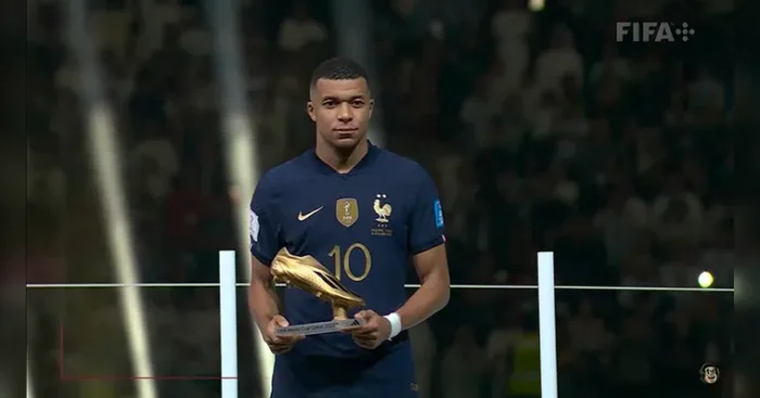 Mbappé supera Messi e conquista a Chuteira de Ouro da Copa do Mundo de 2026