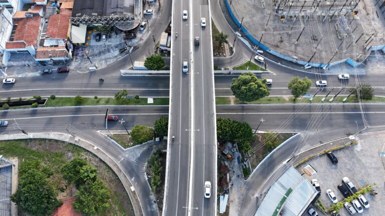 Obra no viaduto provoca novas interdições no trânsito