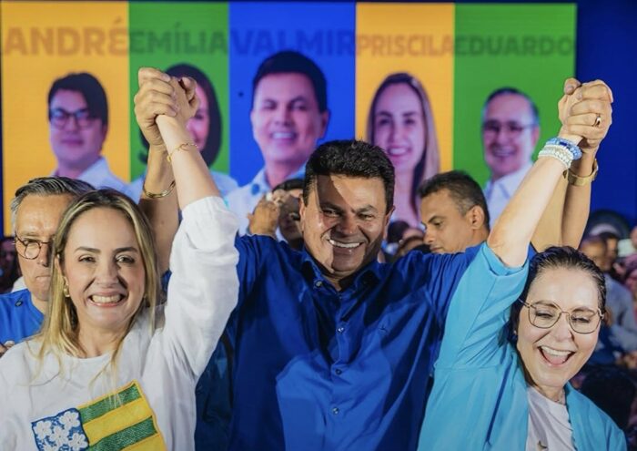 Republicanos oficializa candidaturas de Valmir de Francisquinho ao Governo de Sergipe e de Priscila Felizola como vice
