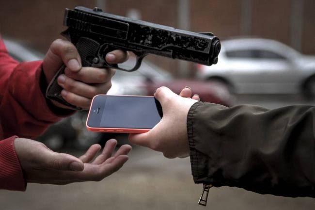 Programa Celular Seguro e aplicativos da Apple e da Samsung podem ter contribuído na diminuição de roubos no Brasil