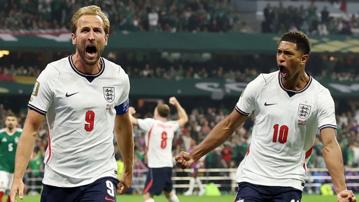 Inglaterra vence México por 3 a 2 no Azteca e avança às quartas da Copa