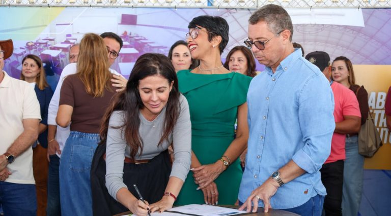 Governador de Sergipe homologa concurso do Magistério Estadual e autoriza nomeação de cerca de 300 professores