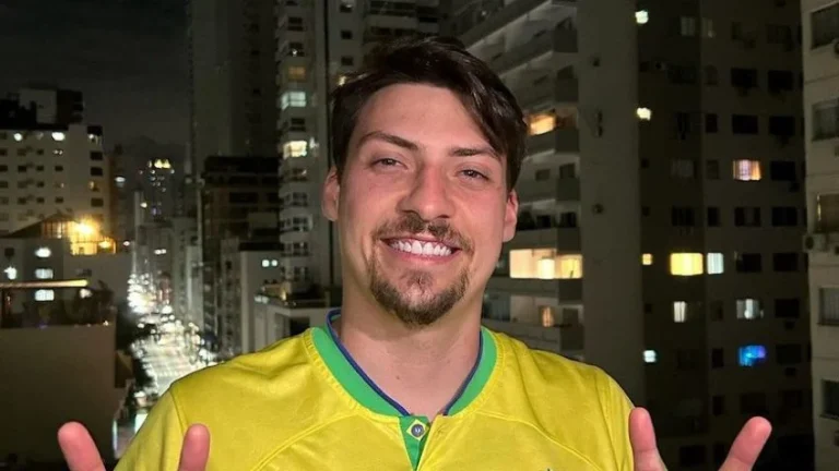 Jair Renan, quarto filho de Bolsonaro, anuncia pré-candidatura a deputado federal por Santa Catarina