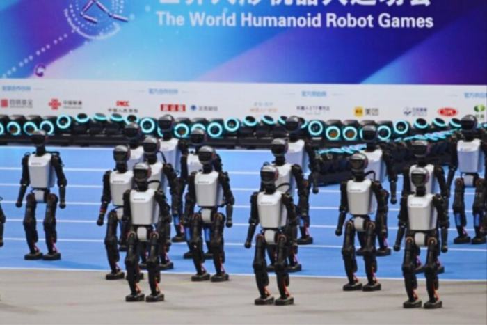 EUA impede entrada de robôs humanoides chineses