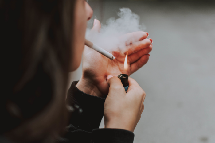 Tabagismo apresenta maior incidência entre jovens de 16 a 24 anos, alerta pesquisa