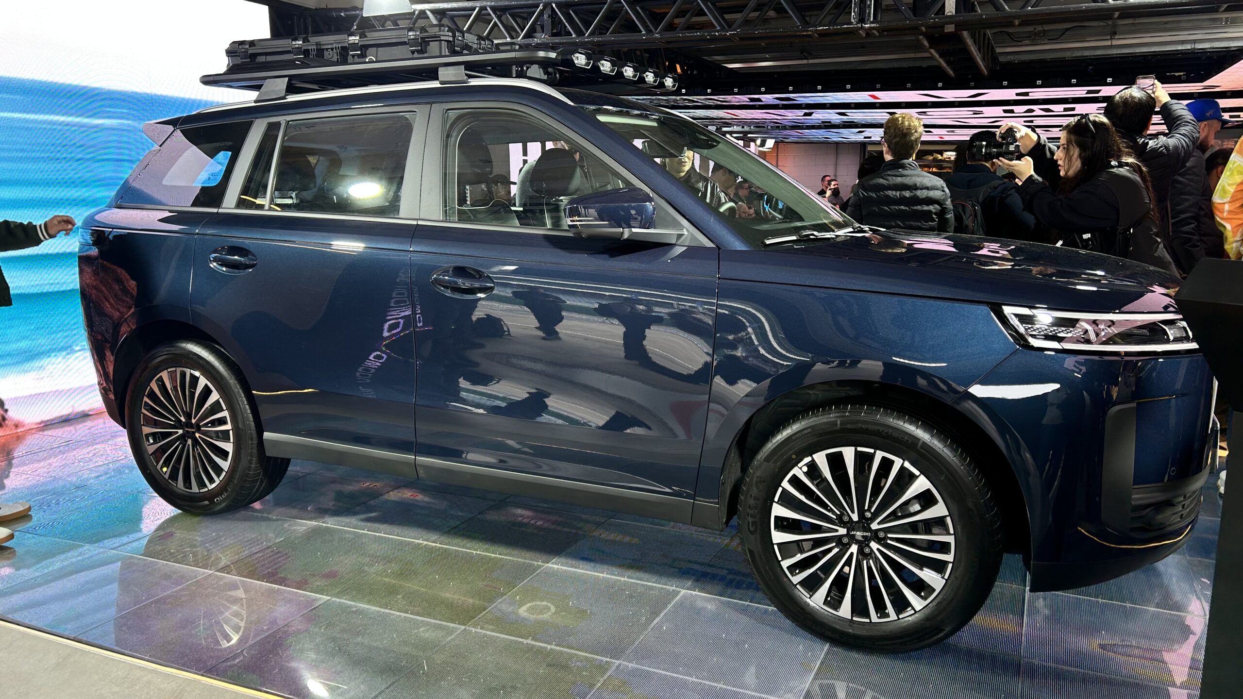Jaecoo 5 promete ser o SUV compacto mais potente do Brasil