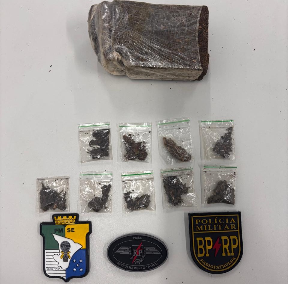 BPRp apreende tablete e porções de maconha após denúncia em Carmópolis