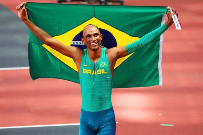 Alison dos Santos reposiciona o Brasil na lista de recordes mundiais de atletismo