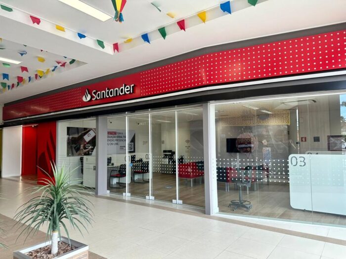 Santander abre seleção para reforçar equipe em Sergipe