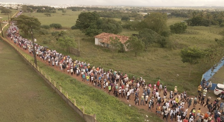 Fiéis participam de peregrinação até capela de Santa Dulce em Itabaiana