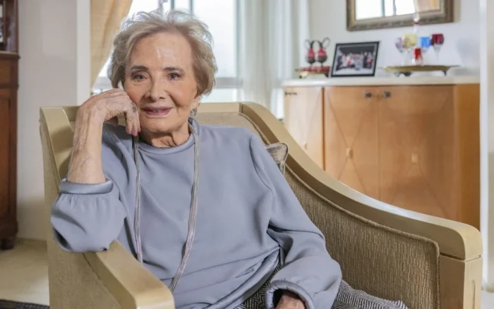 Uma das maiores atrizes da teledramaturgia brasileira, Glória Menezes morre aos 91 anos