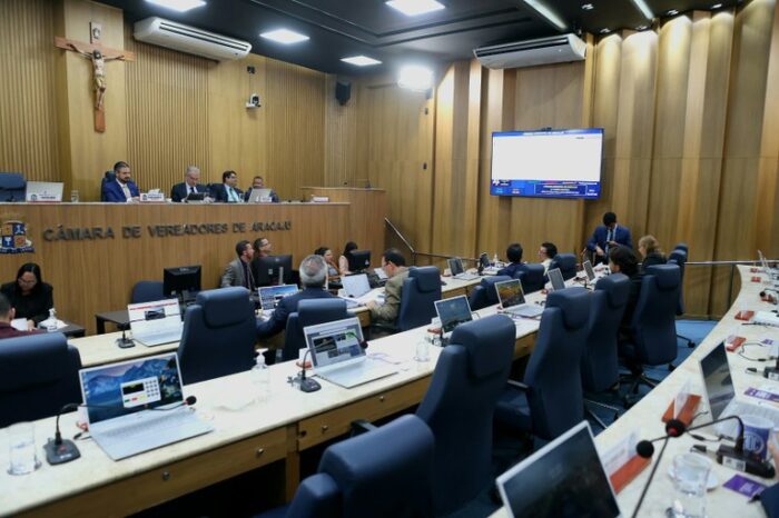 Câmara de Aracaju aprova regulação para recarga de veículos elétricos