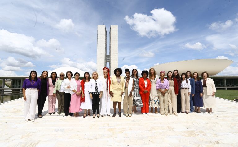 Total de candidatas à Câmara dos Deputados recua 24% em 2026