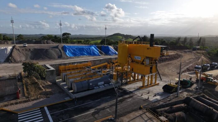 Aracaju amplia produção própria de asfalto e reforça capacidade de recuperação da malha viária