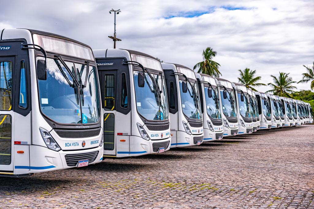 Prefeitura de Aracaju anuncia chegada de 110 novos ônibus climatizados para o transporte coletivo