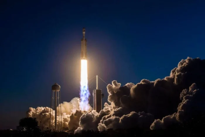 Missões espaciais: SpaceX chega a 100 lançamentos em 2026