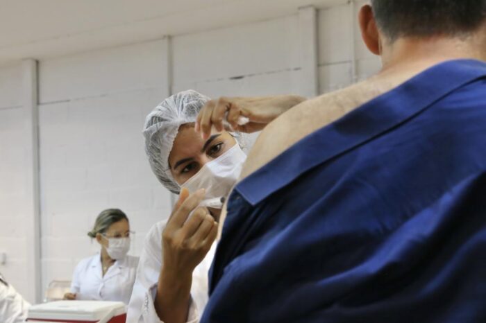 Aracaju amplia vacinação contra gripe para toda a população a partir de seis meses