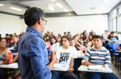 Education at a Glance 2026 reúne dados sobre escolaridade e investimento em educação