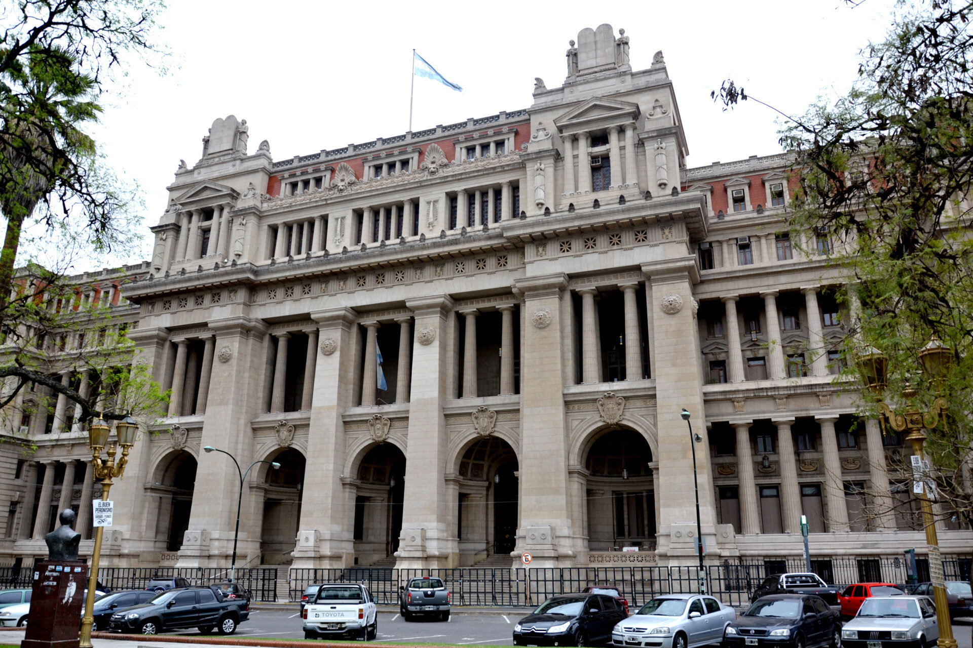 Suprema Corte da Argentina revoga limite de compra de terras por estrangeiros