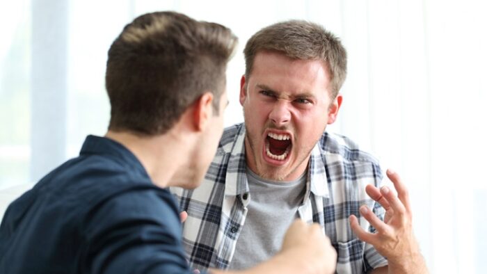 Quando a política vira doença autoimune: por que é tão difícil dialogar com quem pensa diferente?