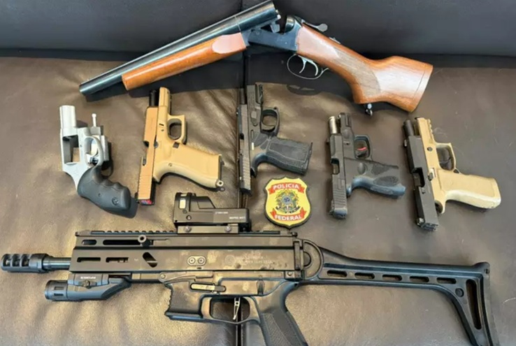 Sete armas de Mario Frias são apreendidas pela PF em operação sobre ‘Dark Horse’