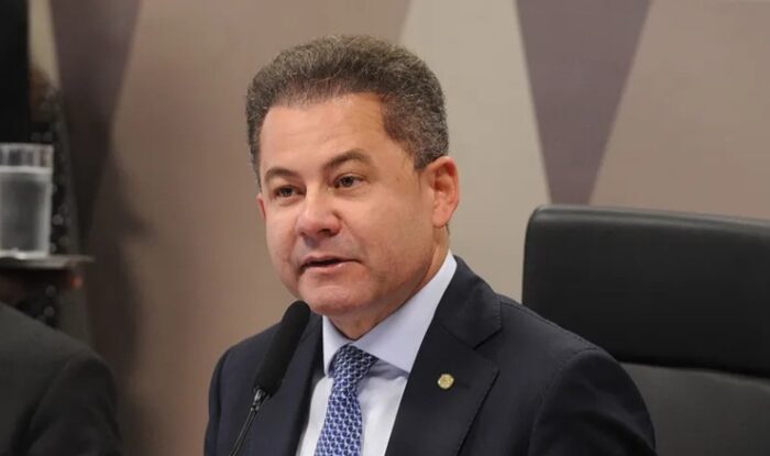Cezinha era visto como capaz de atuar para emplacar vaga no STF, diz Dino