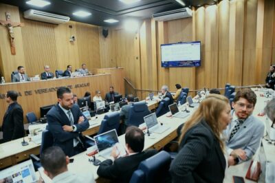 Câmara de Aracaju aprova projetos de reconhecimento histórico, promoção da saúde e combate à violência de gênero