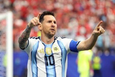 Argentina convoca Messi para amistoso de despedida da seleção