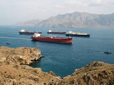 Na ONU, 80 países pedem reabertura do Estreito de Ormuz e condenam ataques do Irã