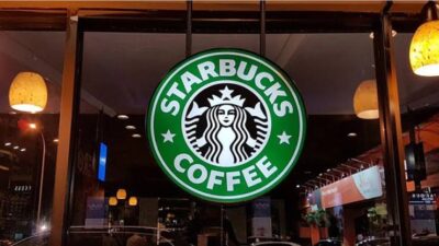 Starbucks planeja investir US$ 1 bilhão em restauração de lojas nos EUA para que clientes permaneçam mais tempo