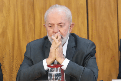 Desaprovação ao governo de Lula ultrapassa aprovação, aponta pesquisa Quaest