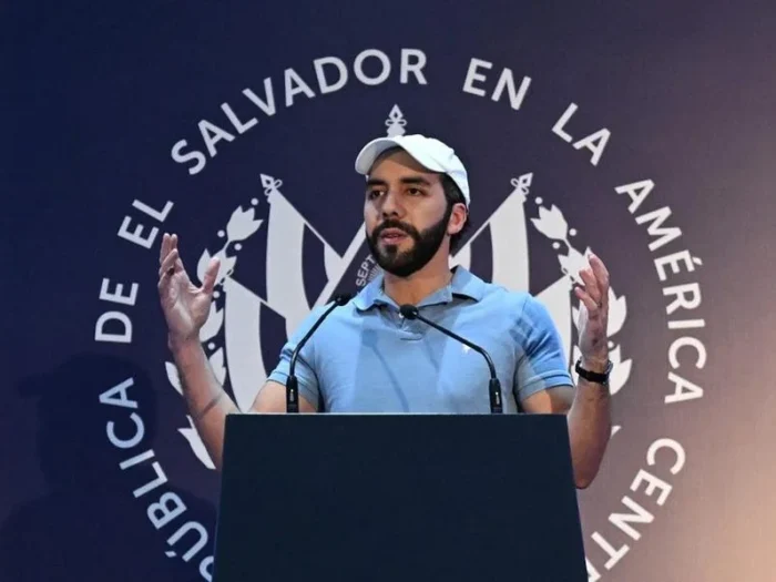 El Salvador lança operação militar contra gangues no Haiti