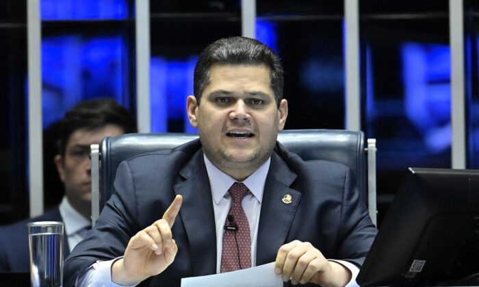 Presidente do Senado anuncia sessões para discutir e votar fim da escala 6×1
