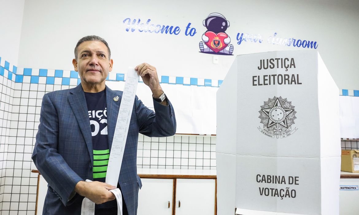 Presidente do TSE nega indício de interferência externa no processo eleitoral brasileiro