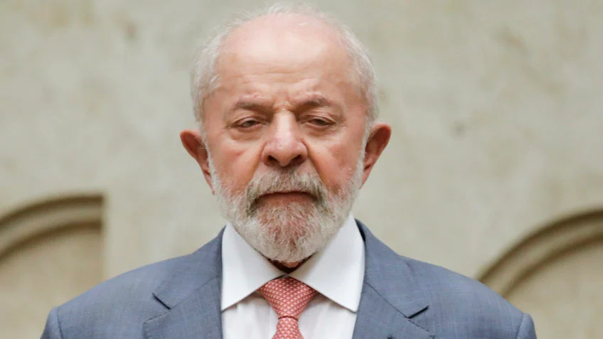 Lula afirma que vai autorizar TSE a quebrar sigilo bancário e telefônico dele e de familiares
