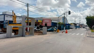 SMTT interdita cruzamento da Simeão Sobral para obras de macrodrenagem