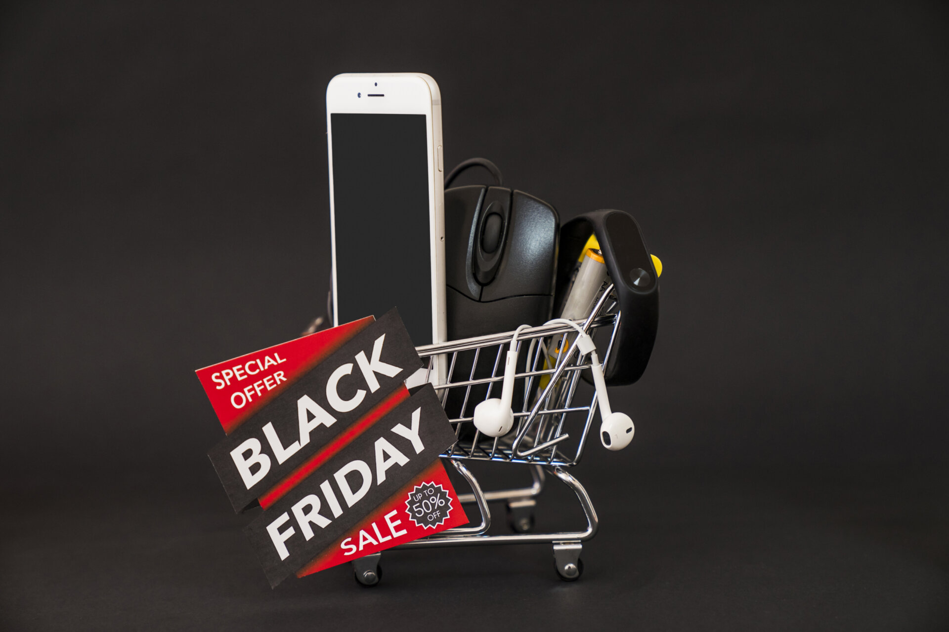 Black Friday: Sebrae Delas e Magalu capacitam 20 mil empreendedoras