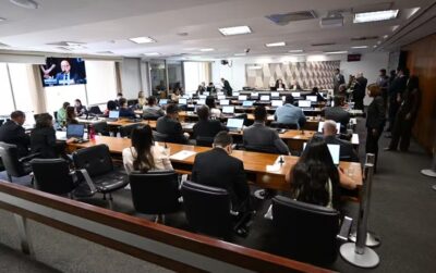 CCJ do Senado conclui aprovação da PEC da Segurança; texto vai ao plenário