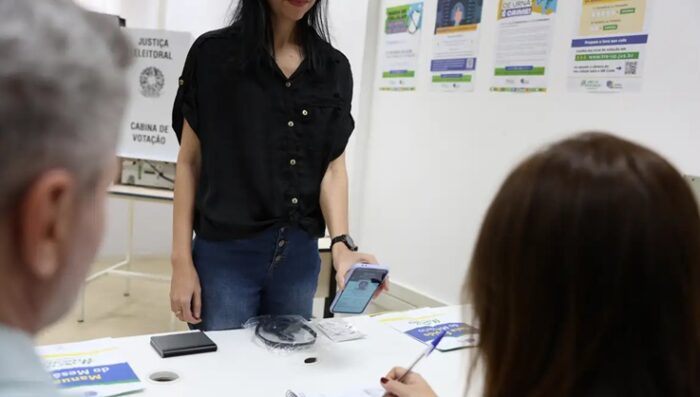 Eleições 2026: saiba quais documentos são aceitos para votar
