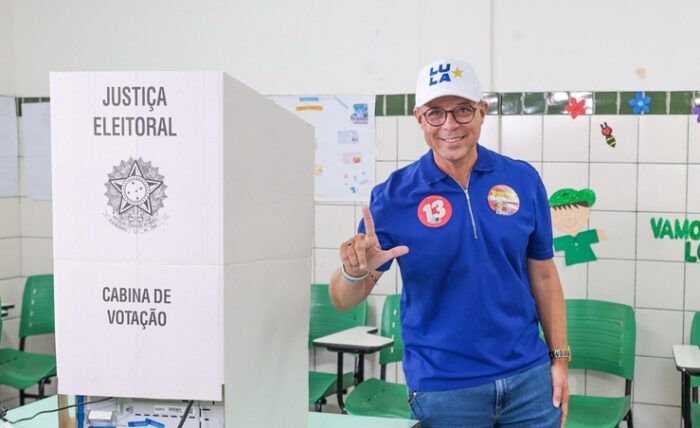 Governador vota no Dinâmico e demonstra confiança em vitória de Lula