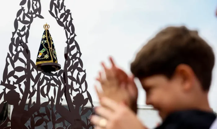 Entenda como Nossa Senhora Aparecida se tornou padroeira do Brasil