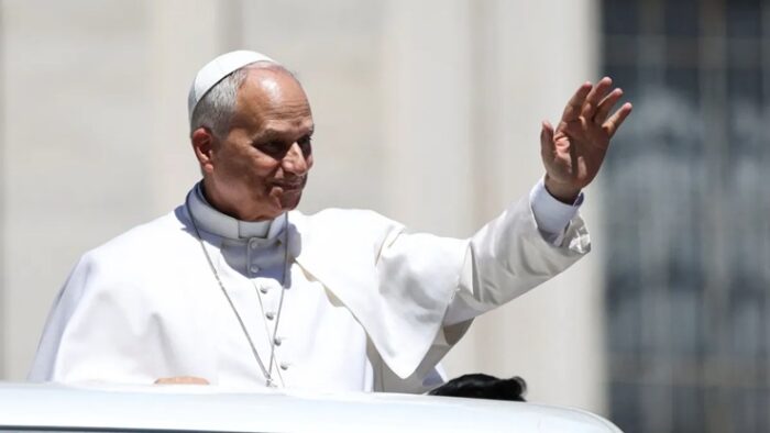 Reunião do papa no Vaticano deve abordar novo casamento e comunidade LGBT