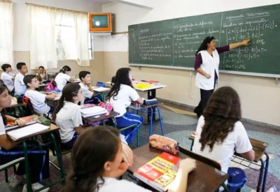 Brasil tem mais de 2,4 milhões de docentes na educação básica