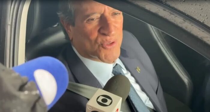 “Não gostei”, diz Valdemar sobre carta de teor golpista de Flávio