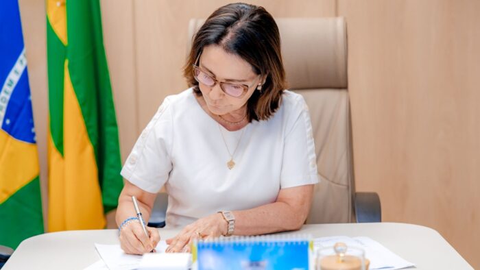 Prefeita de Aracaju assina decreto que declara área no Santo Antônio como de utilidade pública para construção de novo cemitério municipal